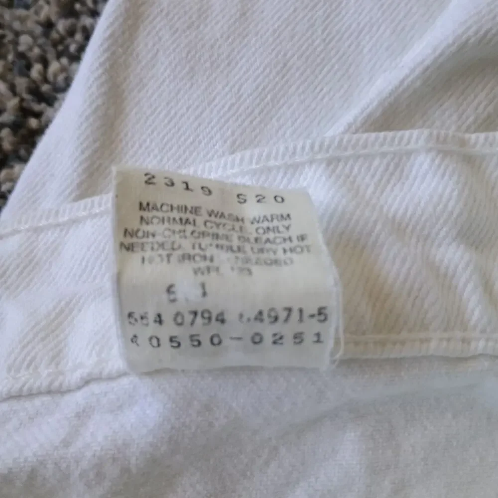 Levi's Orange Tab Vintage 90s 550 White Denim Jeans Pants 34x29 Grunge Summer